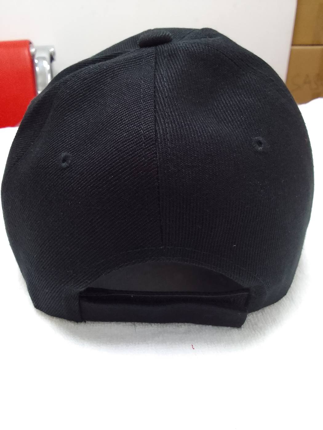 Select Acrylic Cap UAE