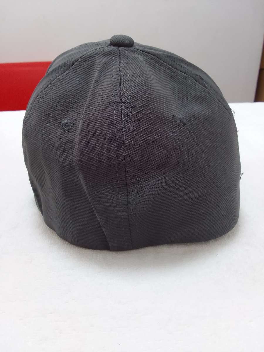 Signature FlexiFit Cap UAE