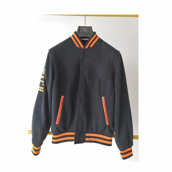 Green senior jacket customization UAE manufacturing